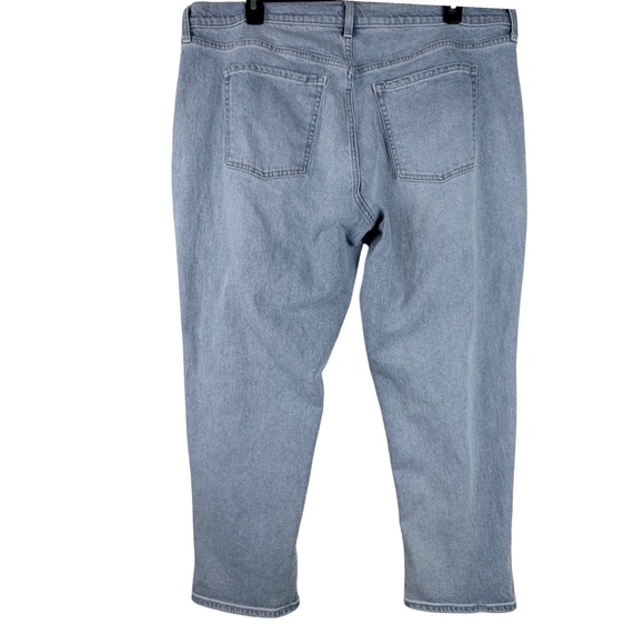 Women Old Navy Mid-Rise Boyfriend Distressed Jeans Light Wash Cosmos Size 20 - Picture 3 of 10